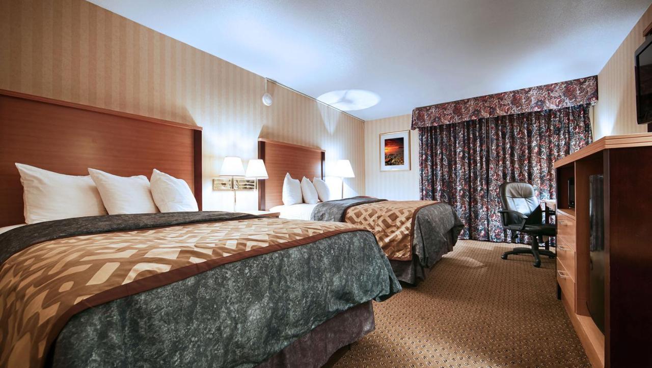 Magnuson Grand Columbus North Hotel Exterior photo