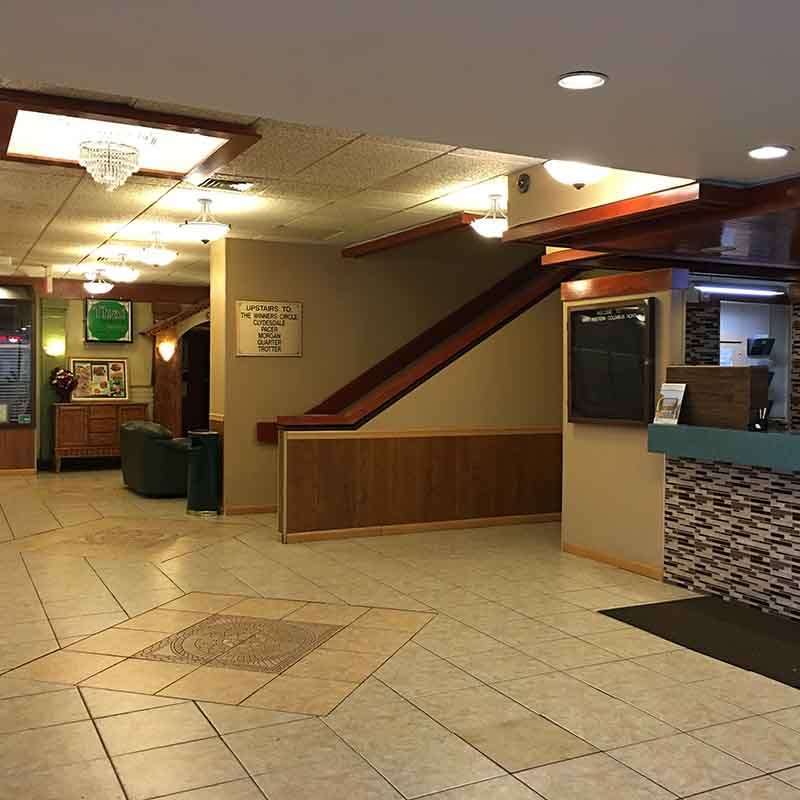 Magnuson Grand Columbus North Hotel Interior photo