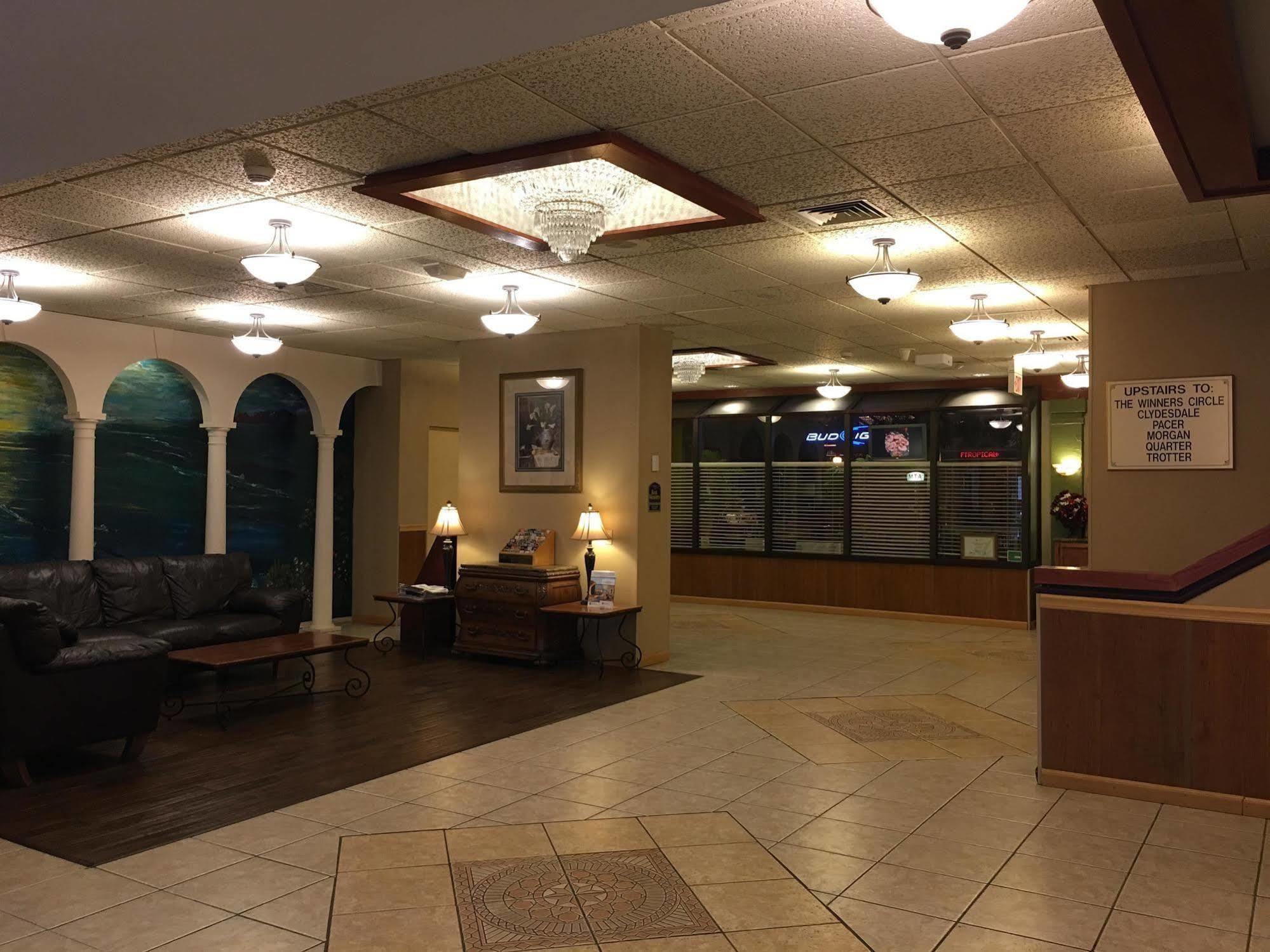 Magnuson Grand Columbus North Hotel Exterior photo